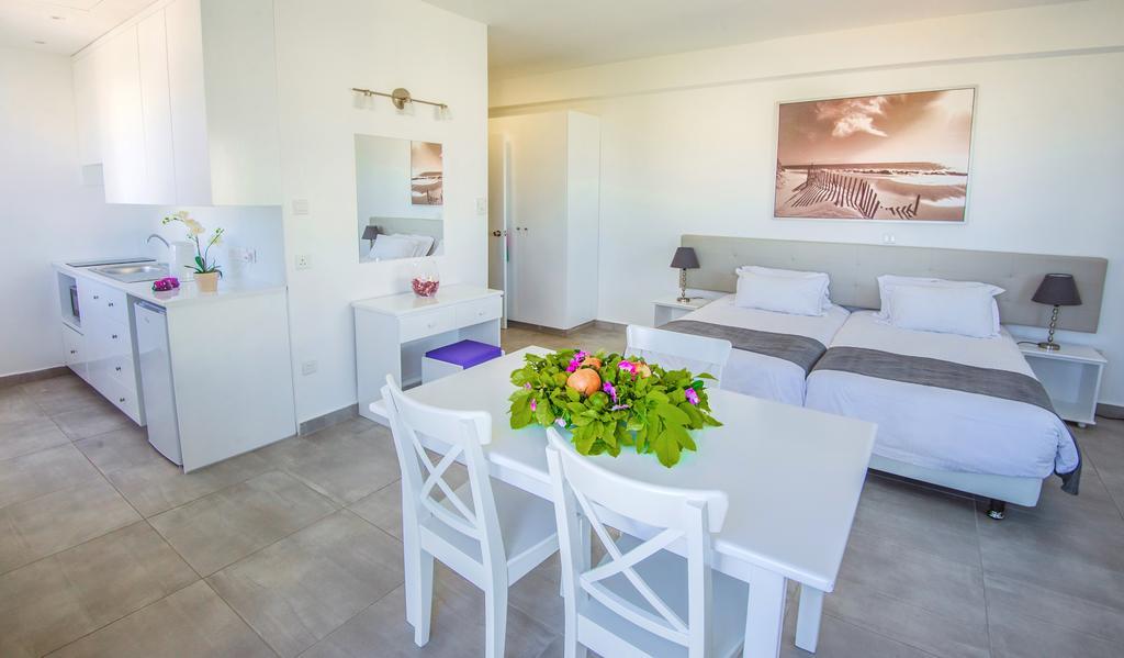 Alva Hotel Apartments Protaras Dış mekan fotoğraf